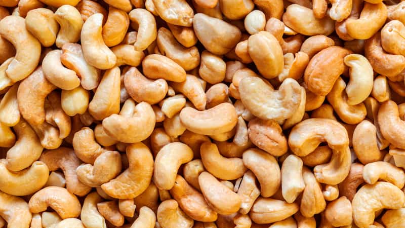 تصویر 3 از بادام هندی زعفرانی با طعم اصیل و دلچسب